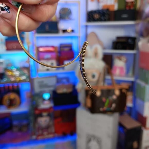 New Unused CHRISTIAN DIOR Gold Crystal J'Adior Bracelet - Picture 5 of 6